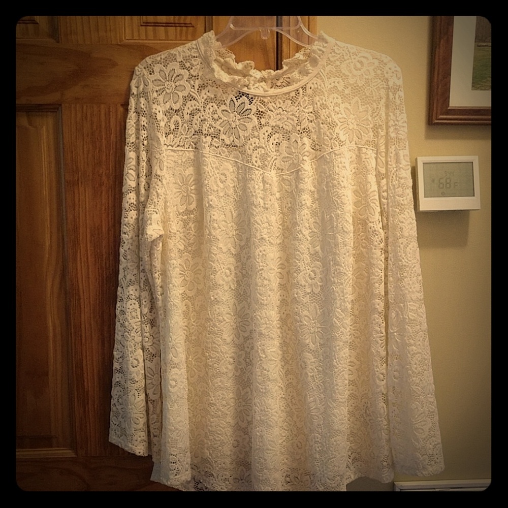 Beautiful lace tunic